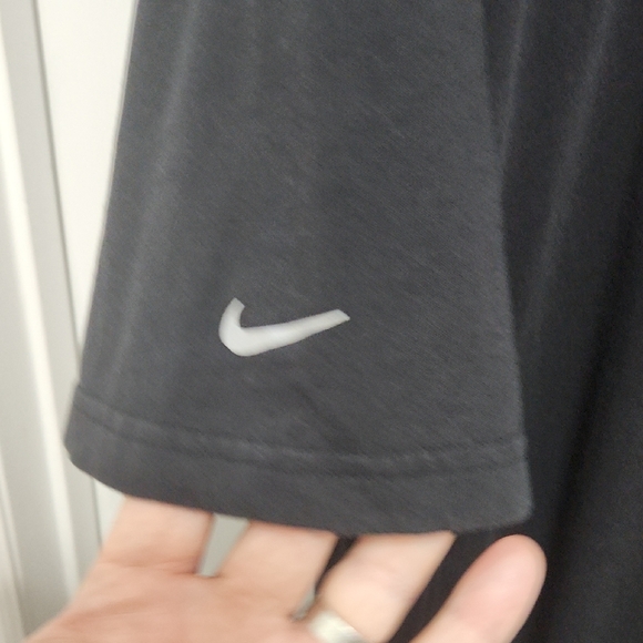 Nike Black Tee with Green Graphic - Picture 4 of 5